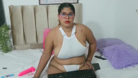 daniela_lan online show from 12-18-25, 08:31