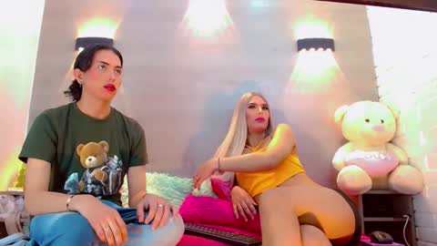 Snapshot of daniela_pink_ chatting on 12-15-25, 08:57 daniela_pink_ online show from 12-15-25, 08:57