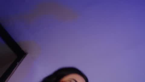 Snapshot of daniela_valencia chatting on 02-05-25, 09:40 Lucia online show from 02-05-25, 09:40