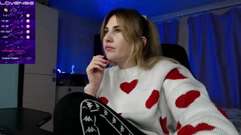 Daniela Cooper online show from 02-20-25, 05:40