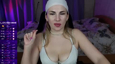 Daniela Cooper online show from 02-23-25, 04:46