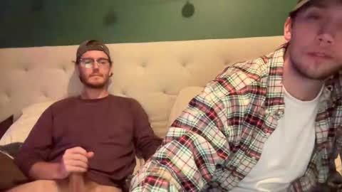 Snapshot of danielbishopxxx chatting on 09-19-25, 01:40 Daniel Bishop Mason online show from 09-19-25, 01:40