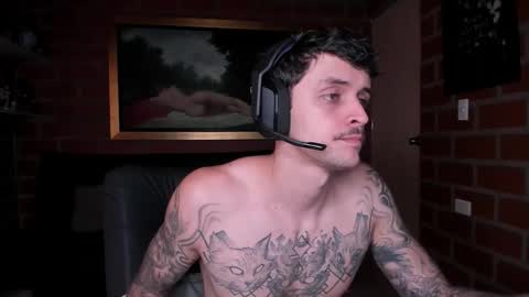 Daniele Bunny online show from 10-22-25, 05:56