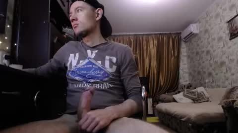 Snapshot of danielgraysoon chatting on 11-11-25, 12:05 Daniel Grayson online show from 11-11-25, 12:05