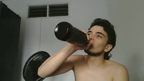 Snapshot of danielhot17 chatting on 12-01-24, 08:53 DANIEL online show from 12-01-24, 08:53