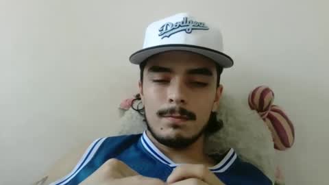 Snapshot of danielhot17 chatting on 01-29-25, 08:04 DANIEL online show from 01-29-25, 08:04