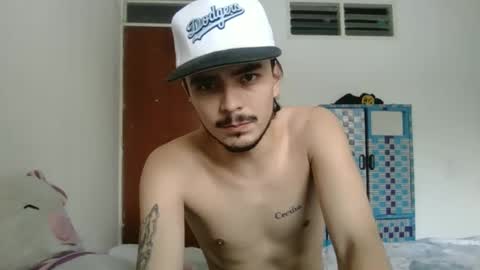 Snapshot of danielhot17 chatting on 02-01-25, 01:30 DANIEL online show from 02-01-25, 01:30