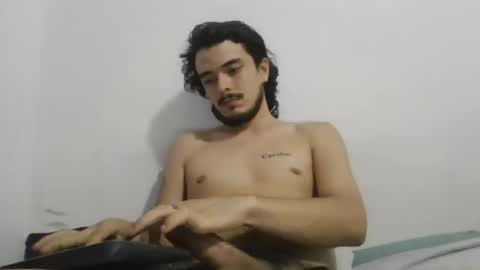 Snapshot of danielhot17 chatting on 09-28-25, 06:19 DANIEL online show from 09-28-25, 06:19