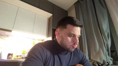 Snapshot of danielkraig_for_u chatting on 01-31-26, 11:47 Daniel Kraig online show from 01-31-26, 11:47