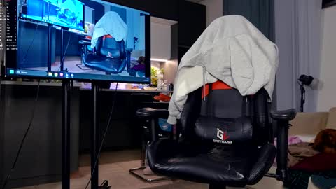 Snapshot of danielkraig_for_u chatting on 02-11-26, 10:15 Daniel Kraig online show from 02-11-26, 10:15