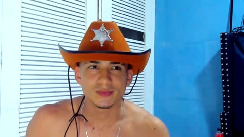 Snapshot of danii_scot chatting on 01-16-25, 10:21 Dani online show from 01-16-25, 10:21