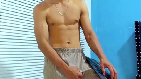 Snapshot of danii_scot chatting on 01-28-25, 04:18 Dani online show from 01-28-25, 04:18