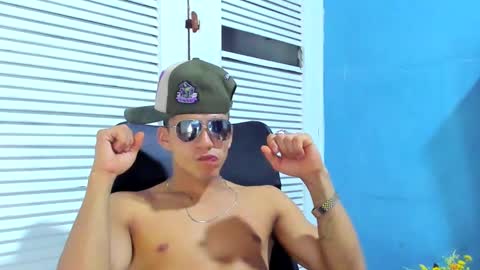 Snapshot of danii_scot chatting on 02-10-25, 07:15 Dani online show from 02-10-25, 07:15