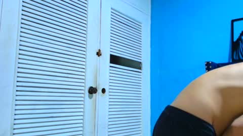 Snapshot of danii_scot chatting on 03-07-25, 07:19 Dani online show from 03-07-25, 07:19