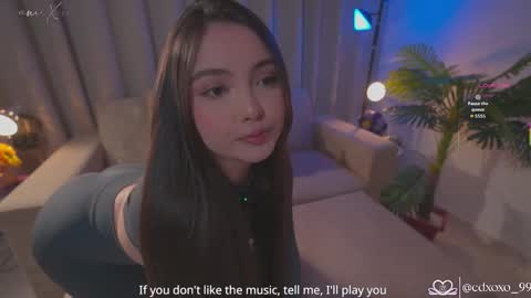      online show from 11-28-25, 02:53