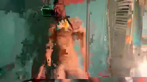 ZyRaMaxx online show from 02-20-25, 01:57