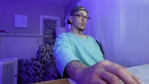 Snapshot of dankfuckcouple chatting on 02-16-25, 09:15 dankfuckcouple online show from 02-16-25, 09:15