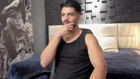 Snapshot of dann_saenz chatting on 01-12-25, 12:01 Dann saenz online show from 01-12-25, 12:01