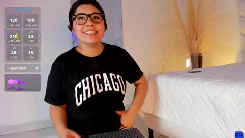danna_adams1 online show from 02-25-25, 10:26