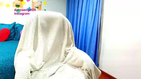 Danna online show from 09-18-25, 11:07