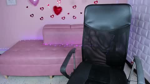 DannaBerry online show from 03-05-25, 06:45