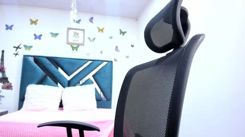 Danna martinezz online show from 01-09-25, 06:27