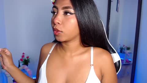 Danna online show from 12-21-24, 05:40