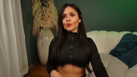 Snapshot of dannalut chatting on 02-03-25, 11:26 Danna online show from 02-03-25, 11:26