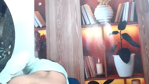 Snapshot of dannamomcerrat chatting on 10-18-25, 08:31 dannamomcerrat online show from 10-18-25, 08:31