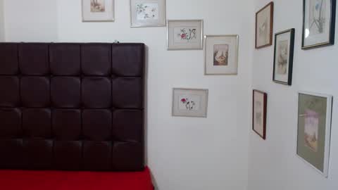 Danna online show from 01-31-25, 05:42