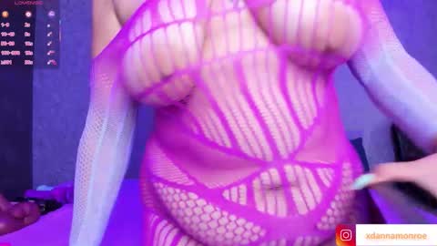 Danna Monroe  online show from 10-22-25, 11:32