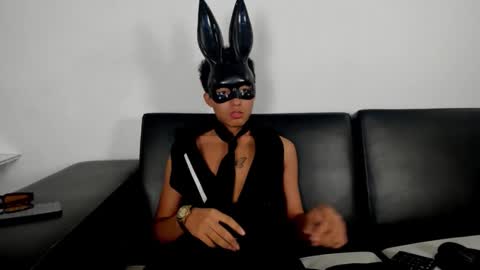 Snapshot of dannie_brand chatting on 02-24-26, 08:40 Danie online show from 02-24-26, 08:40