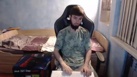 Snapshot of danny634 chatting on 09-18-25, 11:29 Danny online show from 09-18-25, 11:29