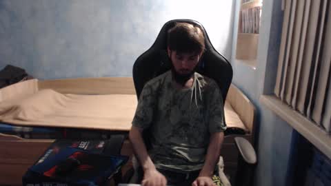 Snapshot of danny634 chatting on 09-30-25, 01:54 Danny online show from 09-30-25, 01:54