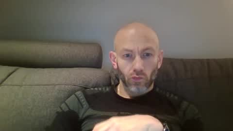 Snapshot of danny81boy chatting on 12-08-24, 08:47 danny81boy online show from 12-08-24, 08:47