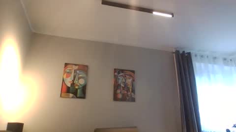 Snapshot of danny81boy chatting on 10-10-25, 09:52 danny81boy online show from 10-10-25, 09:52