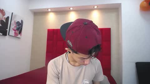 Snapshot of danny__santoro chatting on 10-14-25, 01:34 Danny online show from 10-14-25, 01:34