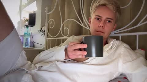 danny online show from 10-05-25, 04:27