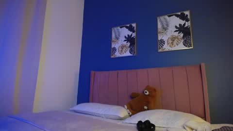 Snapshot of danny_winslow chatting on 01-11-25, 06:03 Danny online show from 01-11-25, 06:03