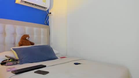 Snapshot of danny_winslow chatting on 10-05-25, 04:44 Danny online show from 10-05-25, 04:44