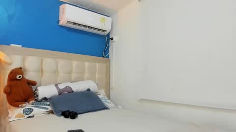 Snapshot of danny_winslow chatting on 12-22-25, 01:57 Danny online show from 12-22-25, 01:57