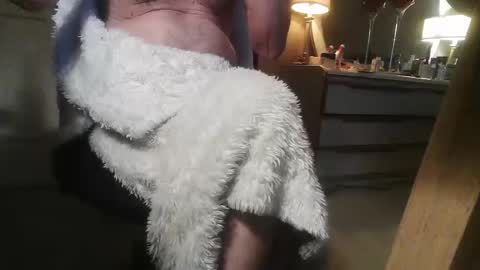 Danielle online show from 10-10-25, 10:31