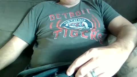 Snapshot of dannyboy621 chatting on 12-01-25, 02:11 dannyboy621 online show from 12-01-25, 02:11