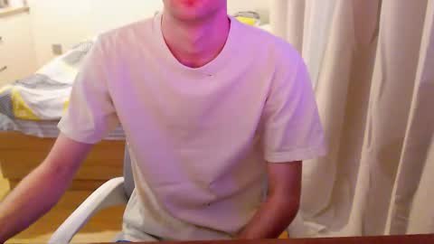 Snapshot of danssax chatting on 09-16-25, 10:22 danssax online show from 09-16-25, 10:22