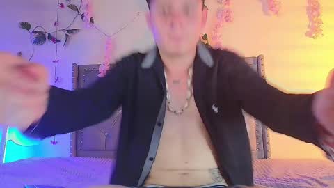 Snapshot of dante_grayy chatting on 11-08-25, 02:23 Dantegrayy online show from 11-08-25, 02:23