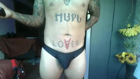 Snapshot of dantesucubus chatting on 02-27-26, 09:04 Incubus boy online show from 02-27-26, 09:04