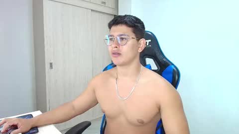 Dantraxx online show from 12-13-24, 04:27