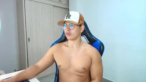 Dantraxx online show from 12-22-24, 05:32