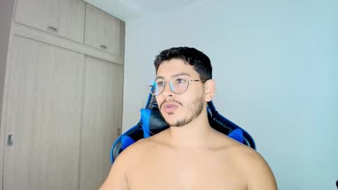 Dantraxx online show from 12-18-25, 04:18