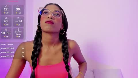 Snapshot of dany_brownie chatting on 01-19-25, 05:48 hi im DanyBest Squirter here on cb online show from 01-19-25, 05:48